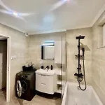 Apartment A 10 Min Du Centre De