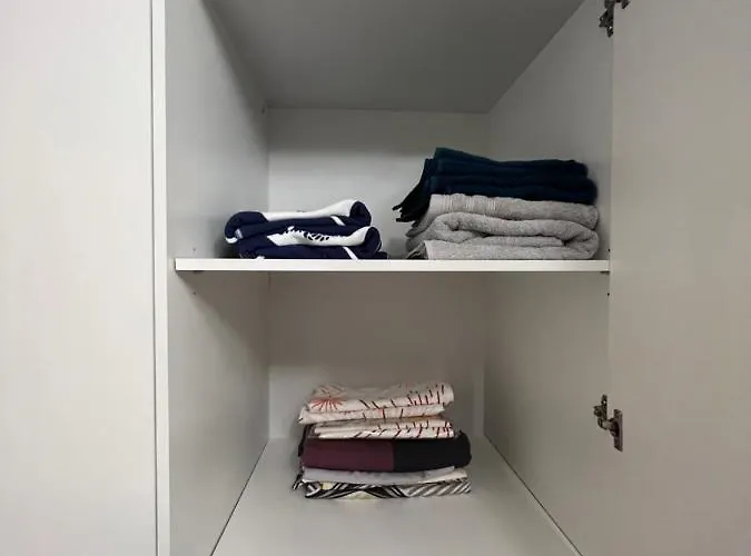 A 10 Min Du Centre De Apartament *